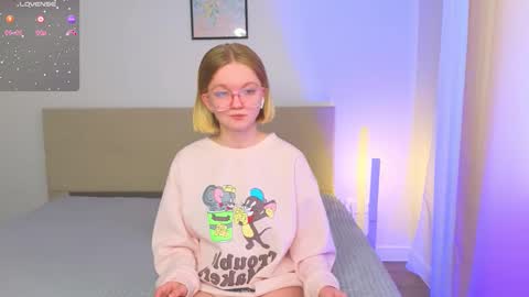 Snapshot of katebunnys chatting on 02/17/26, 10:23 katebunnys online show from 02/17/26, 10:23