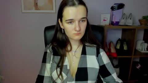 Kate  online show from 12/21/25, 08:21