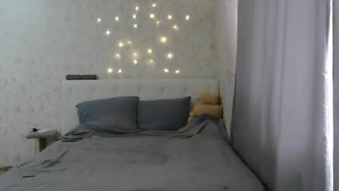 Kate Bunny online show from 04/18/26, 11:14