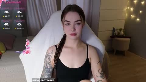 Im Kate  online show from 10/18/25, 10:05