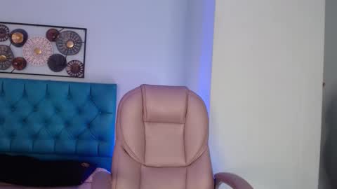 Kate online show from 12/18/25, 11:49