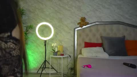 Kate online show from 03/08/26, 07:01