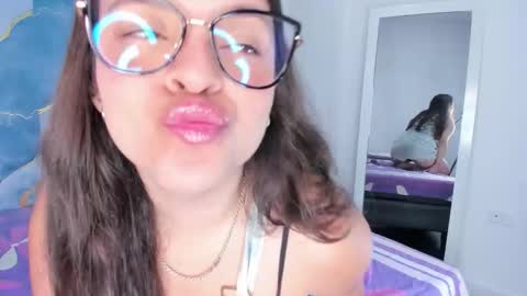 KateMoorex online show from 09/19/25, 11:44