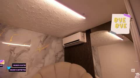 Im Katherine but call me Kate  online show from 03/28/26, 12:16