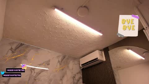 Im Katherine but call me Kate  online show from 04/03/26, 12:14