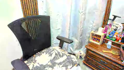 Snapshot of katerinamilf_ chatting on 06/09/26, 08:15 kata online show from 06/09/26, 08:15
