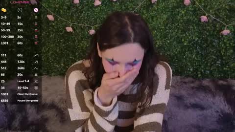 Snapshot of katerinnna chatting on 04/19/26, 06:10 Katerina online show from 04/19/26, 06:10