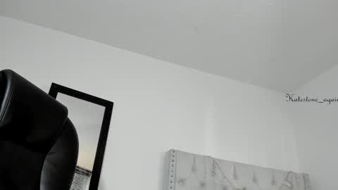 love meeee online show from 02/12/25, 07:13