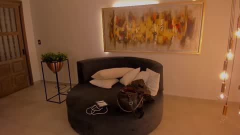 K A T E  online show from 11/02/25, 07:22