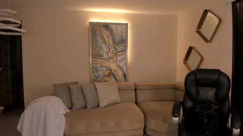 K A T E  online show from 03/19/26, 07:34