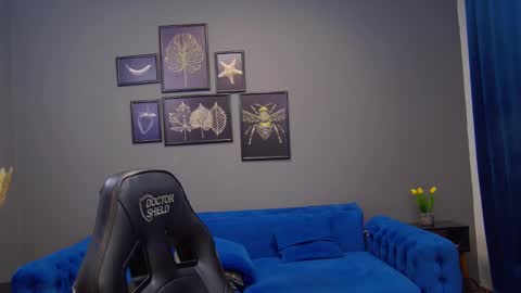 Snapshot of katewalker_ chatting on 12/08/24, 12:40 Kate online show from 12/08/24, 12:40