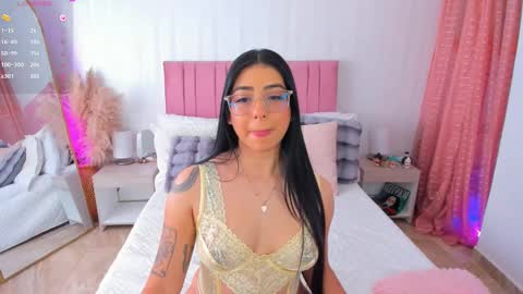 Snapshot of kath_rosee chatting on 02/22/25, 09:04 online show from 02/22/25, 09:04