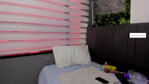 Cute online show from 09/17/25, 12:40