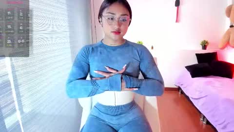 Snapshot of katharina_lopez chatting on 03/04/25, 10:05 Katha online show from 03/04/25, 10:05