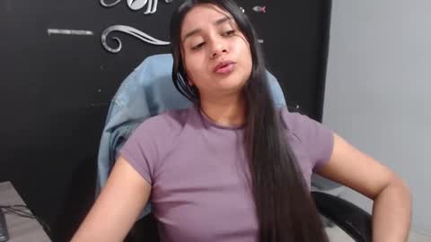 Call me Lau  online show from 10/26/25, 04:35