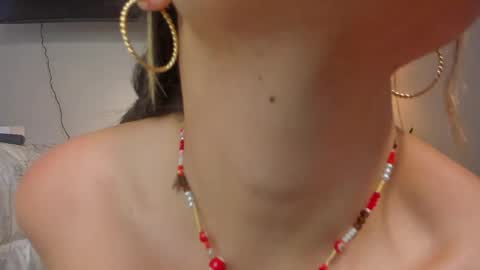 Snapshot of katheriine_saenz22 chatting on 04/22/26, 04:41 Kathee Saenz online show from 04/22/26, 04:41