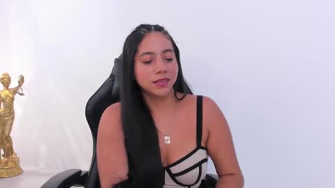 Snapshot of katherin_carter chatting on 12/05/24, 07:16 Kathe Carter online show from 12/05/24, 07:16