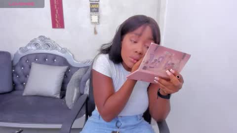 katherin online show from 11/30/25, 01:48