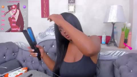 Snapshot of katherin_cruzz chatting on 02/19/26, 07:54 katherin online show from 02/19/26, 07:54