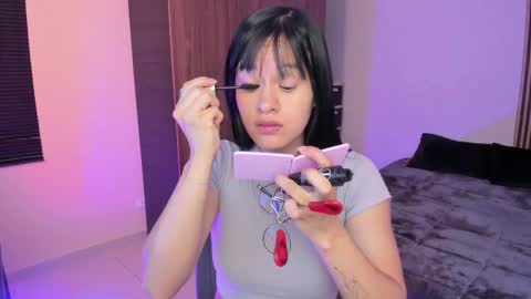 Snapshot of katherin_smith_ chatting on 09/10/25, 12:49 kathe online show from 09/10/25, 12:49