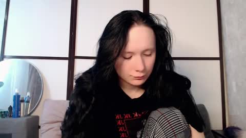 katherine_johnson online show from 04/12/26, 08:19