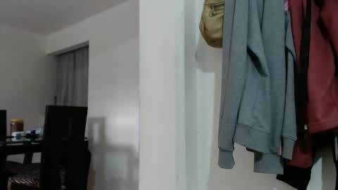 katherine_rodas2 online show from 10/25/25, 08:47