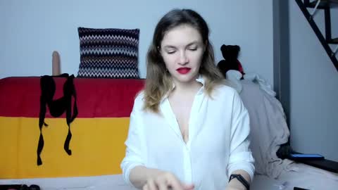 Katherine online show from 03/07/25, 03:39