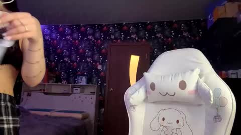 Luna online show from 03/09/26, 03:05