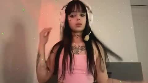 Luna online show from 04/02/26, 04:48