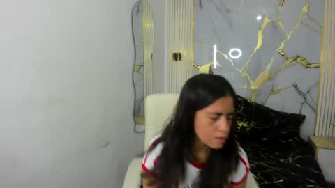Paola online show from 05/28/26, 12:46