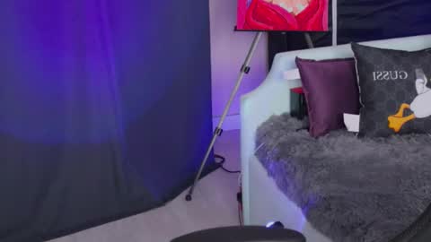 kathleen_frost online show from 12/04/24, 08:12