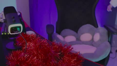 kathleen_frost online show from 12/25/24, 08:40