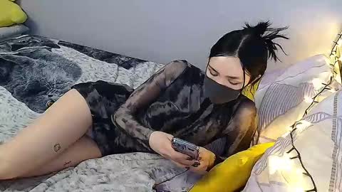 KathrineBerry online show from 02/14/25, 07:17