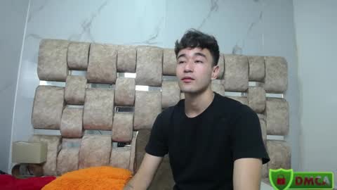 Snapshot of kathyaiden chatting on 05/19/26, 01:50 Kaht y Aiden online show from 05/19/26, 01:50