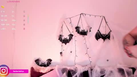 Katherine online show from 10/12/25, 01:21