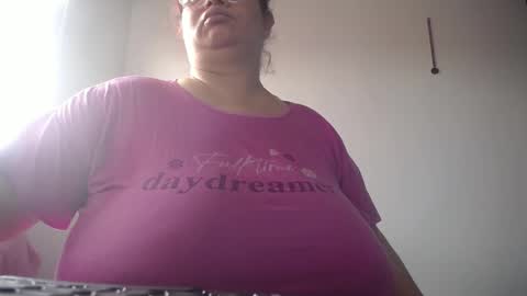 Snapshot of kathybigboobsbbw_ chatting on 12/22/24, 05:53 kathybigboobsbbw_ online show from 12/22/24, 05:53