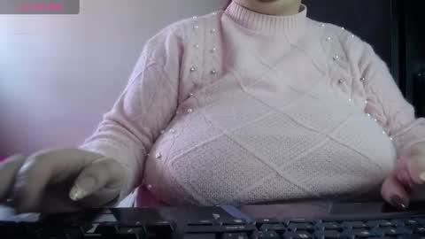 Snapshot of kathybigboobsbbw_ chatting on 09/17/25, 07:04 kathybigboobsbbw_ online show from 09/17/25, 07:04