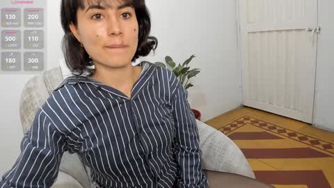 katia_12_ online show from 01/01/25, 12:00