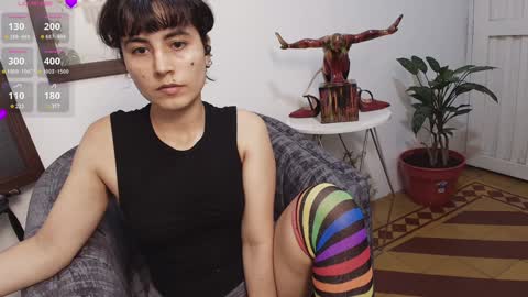 katia_12_ online show from 02/26/25, 12:38