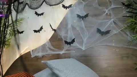 Katia Cute online show from 11/04/25, 12:04