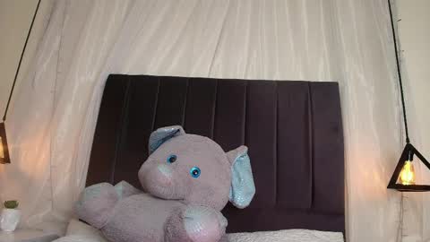 Katia  online show from 04/02/26, 03:26