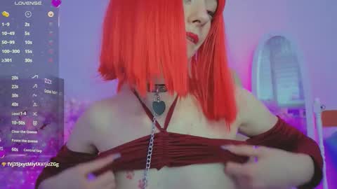 Katia  online show from 12/04/25, 06:34