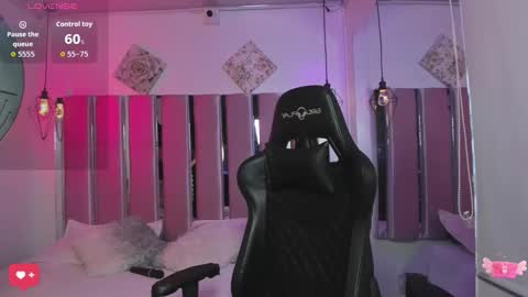 KATIA  online show from 11/17/25, 12:44