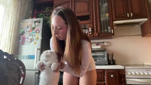 Katienext stream  online show from 11/24/25, 09:42