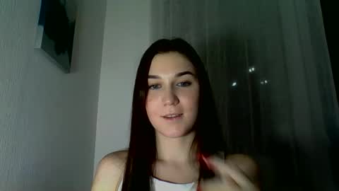 katie_foxi online show from 11/08/25, 06:18