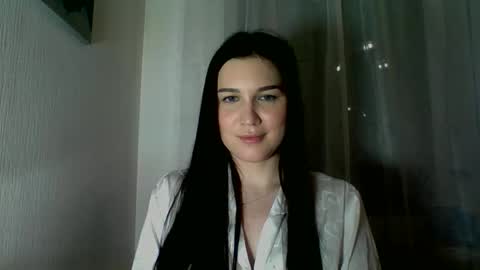 katie_foxi online show from 04/12/26, 08:47