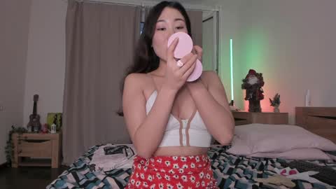 Kate online show from 01/28/25, 01:16