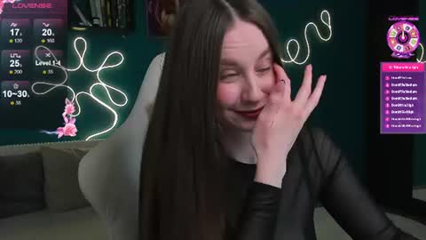 Snapshot of katie_taylorr chatting on 07/22/26, 10:01 Katie online show from 07/22/26, 10:01