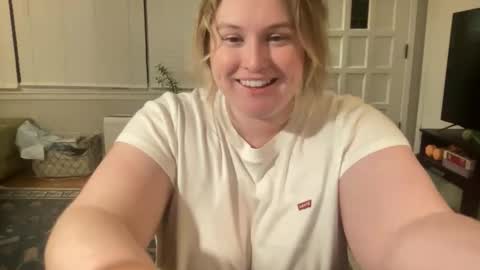 Snapshot of katiecopper27 chatting on 05/27/26, 01:57 katiecopper27 online show from 05/27/26, 01:57