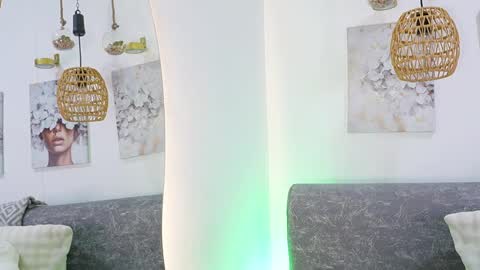 Katie online show from 04/14/26, 11:05